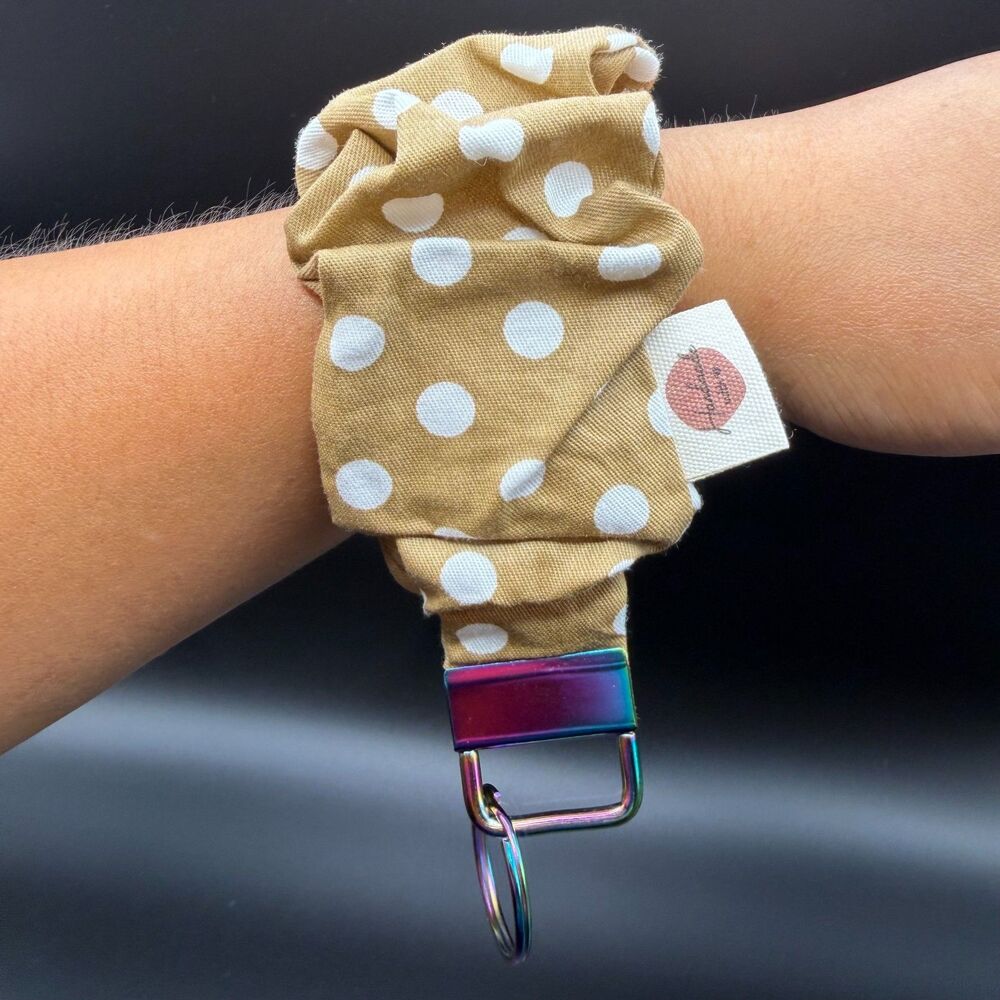 Handmade OneSz Scrunchie Key Fob Wristlet Womens Brown Polka Dot Cotton Key Ring
